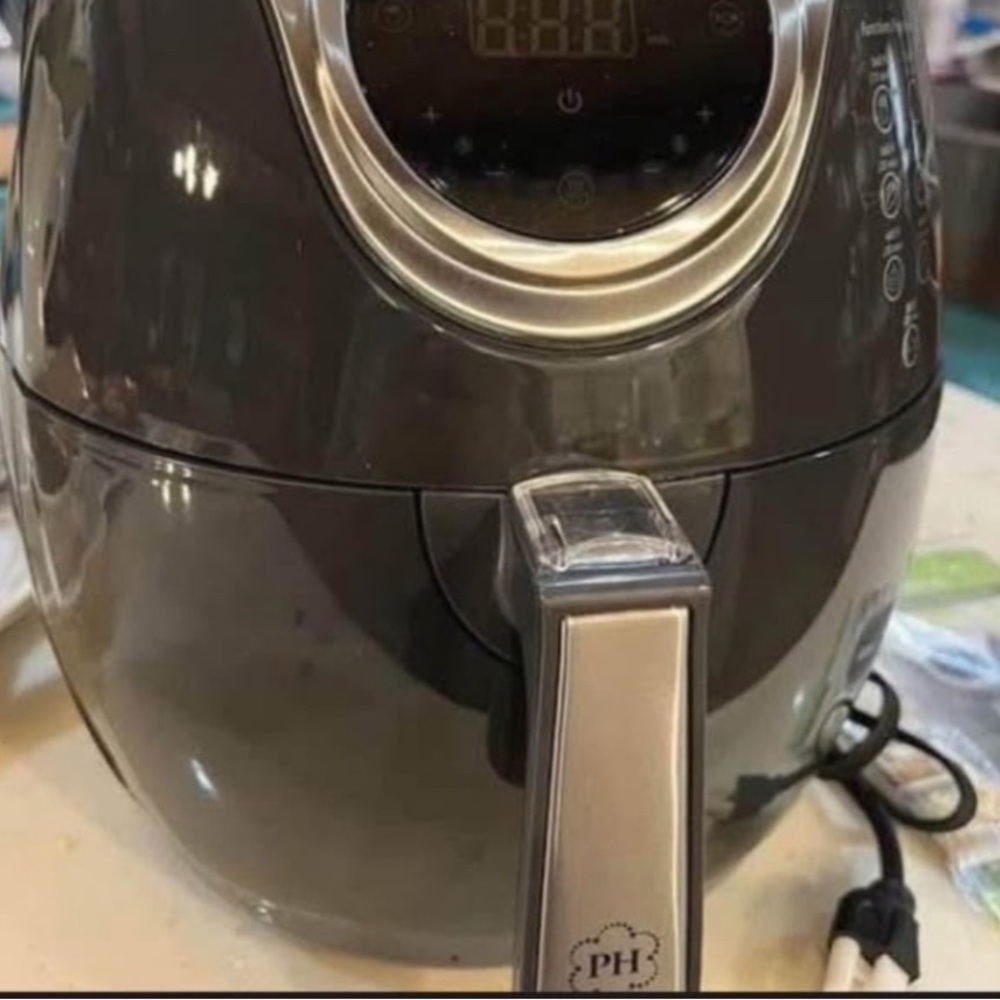 Princess House Black and Silver Air Fryer